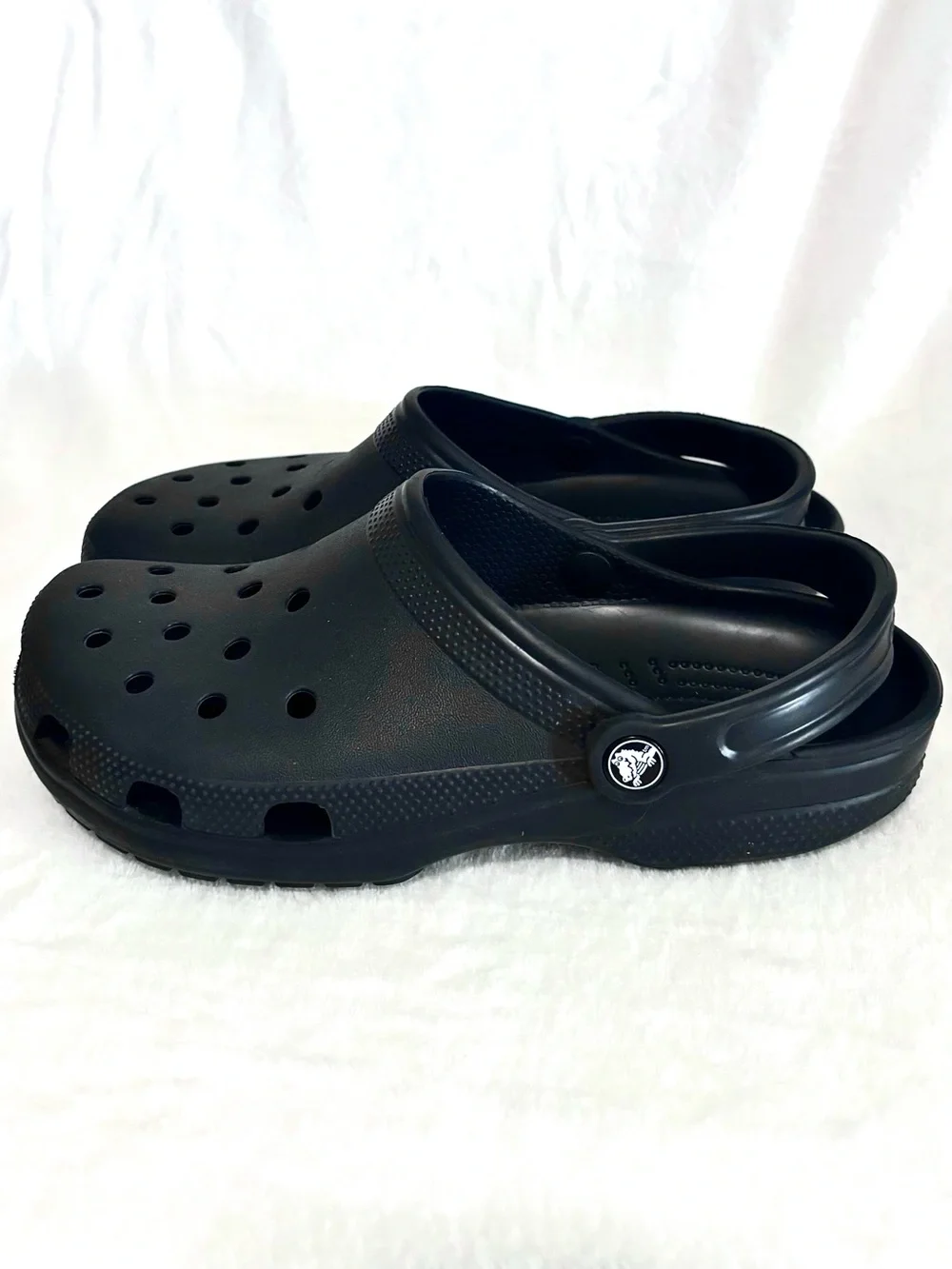 Crocs Classic Clog – Black – M8 W10 — Women’s Size 10 (EUC) - Picture 10 of 13